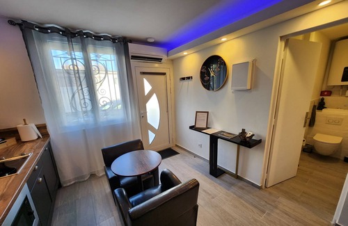 Saint-Assiscle Apartment | Studio Romantique Avec Jacuzzi