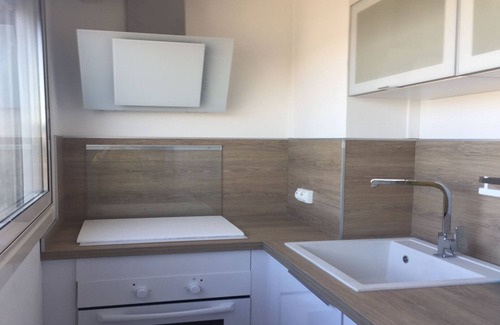 Les Sablettes Apartment | Studio sea view 200 m from beaches free parking Wifi Clim