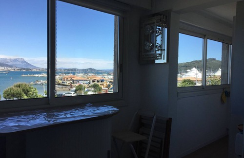 Les Sablettes Apartment | Studio sea view 200 m from beaches free parking Wifi Clim