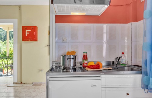 Vathy Apartment | Studio 'Veronis 7' with Sea View, Shared Pool & Wi-Fi