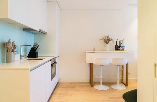 Campanha Apartment | Studio w/Balcony, Pool and Gym | Antas by Host Wise