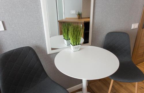 Petrovskoye Apartment | Studio with City View - 15th floor - Hrekivska str 5-1