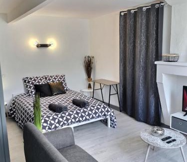 Cognac Apartment | Studio ZEN Tout Confort Proche Hyper-Centre