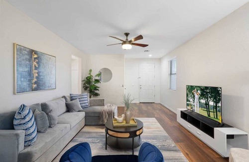 Stetson Valley House | Stunner on West Straight Arrow