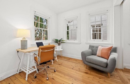 Randwick Apartment | Stunning 1 Bedroom Apartment in the heart of Randwick, Sydney
