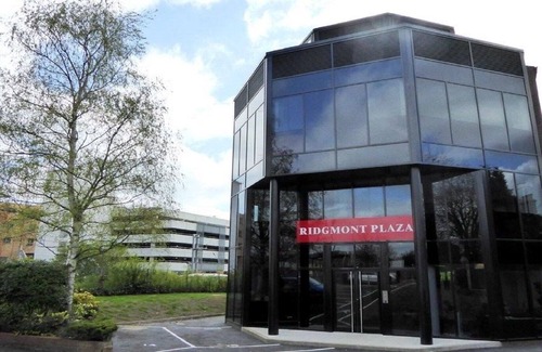 St Albans Apartment | Stunning 1 Bedroom Luxury apartment Sleeps 4 With Gym Use free