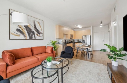 Marina del Rey Apartment | Stunning 1bdr apartment in MDR pool,parking,gym
