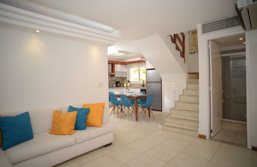 Margarita Island House | Stunning 2 bed 2 bath open concept beach retreat.