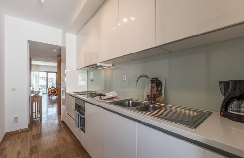 Telheiro Apartment | Stunning 2 Bedroom, 2 Bathroom Apt In the 'a Fabrica' Development - 20562/AL