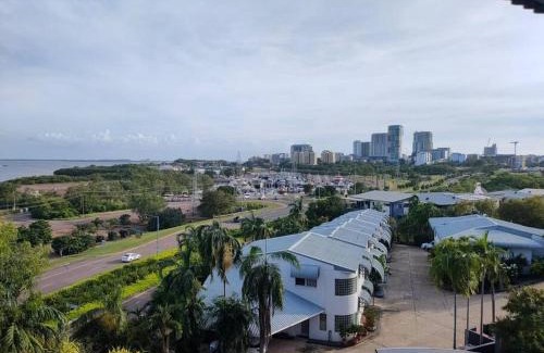 Stuart Park Apartment | Stunning 3-Bed with Sea View