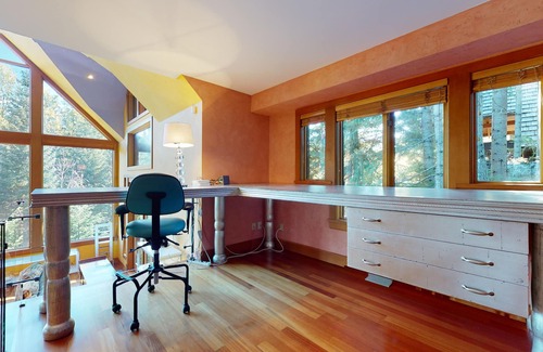 Blueberry Hill House | Stunning 3 Bedroom/3.5 Bathroom Blueberry house with breathtaking Mountain Views