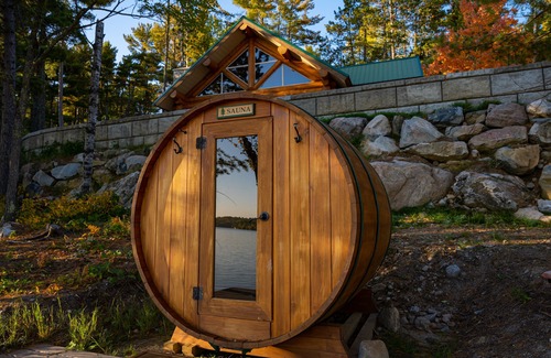 Ely Cabin | Stunning 4 Season Lake Burntside Log Cabin