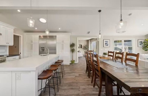 Thousand Oaks House | Stunning 4BR+3BA Pool Home!
