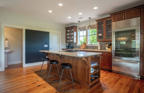 Cape Fear Station House | Stunning 5BR 4.5 BA Home Steps to E Beach BHI and Shoals Clubs Pet Friendly