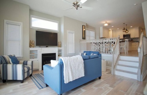 Sea Isle City Condo | Stunning 6 Bedroom Within Walking Distance to Heart of Sea Isle