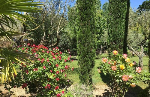 Althen-des-Paluds House | Stunning 600m2 converted Monastery in a peaceful hamlet, family-friendly