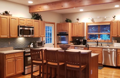 Thayerville House | Stunning 7 Bedroom 6.5 Bath Lakefront Home with Dock Slip