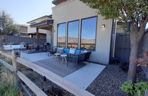 Southeast Boise House | Stunning and luxurious 180 degree views, across from Micron, 10 min to downtown!