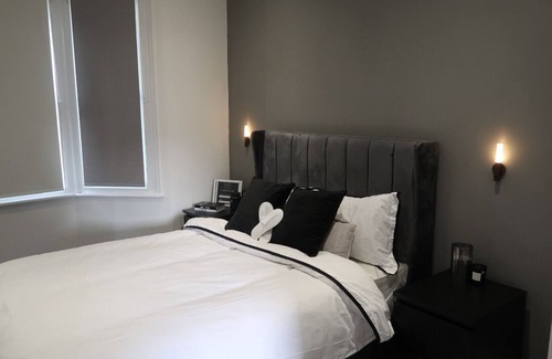 Selhurst Apartment | Stunning and luxury ground floor apartment