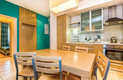 Novi Vinodolski Apartment | Stunning apartment in Novi Vinodolski