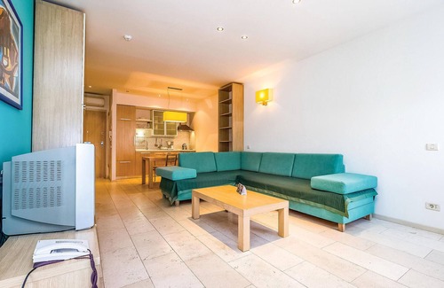 Novi Vinodolski Apartment | Stunning apartment in Novi Vinodolski