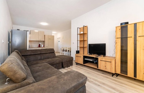 Gornji Karin Apartment | Stunning apartment in Gornji Karin