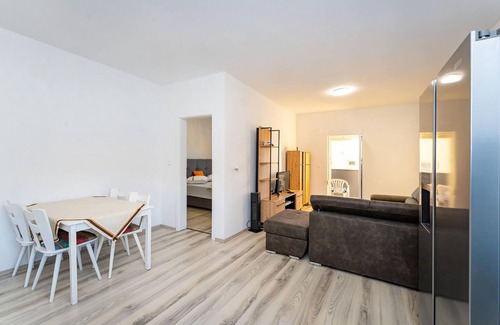 Gornji Karin Apartment | Stunning apartment in Gornji Karin