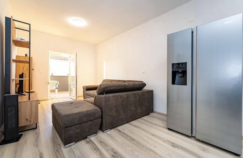 Gornji Karin Apartment | Stunning apartment in Gornji Karin