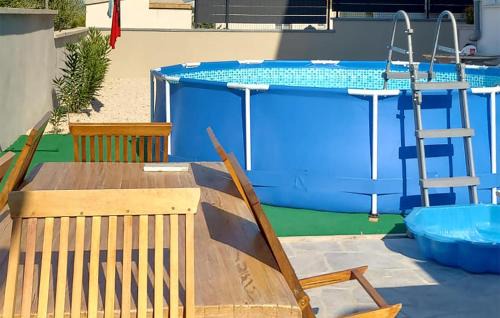 Gornji Karin Apartment | Stunning Apartment In Gornji Karin