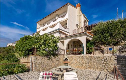 Sveti Juraj Apartment | Stunning Apartment In Sveti Juraj