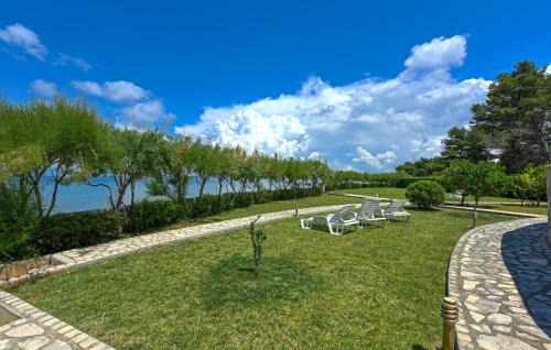 Ugljan Apartment | Stunning Apartment In Ugljan With Wifi
