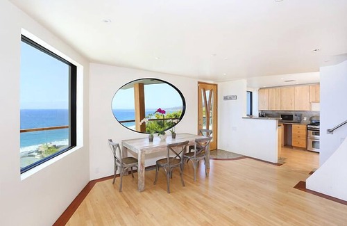 Eastern Malibu Villa | Stunning architectural home in ideal Malibu location
