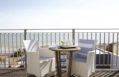 Littlehampton House | Stunning beach front property with sea views and hot tub featured in Tatler