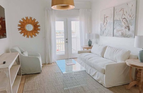 Pass Christian House | Stunning Beachfront Condo with Breathtaking Balcony Views!