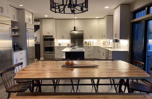 Charlevoix House | Stunning Beachfront Home, Skiing is Nearby, Sauana for Cold Nights