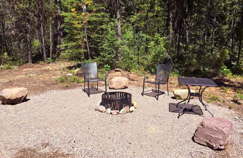 Essex Cabin | Stunning Cabin Bordering Glacier National Park/Flathead River on 9 Acres!