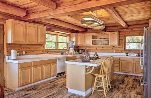 Phoenix Lake-Cedar Ridge Cabin | Stunning Cabin with Great Views and blissful sunsets!