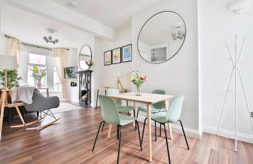 Butetown House | Stunning Cardiff Bay House