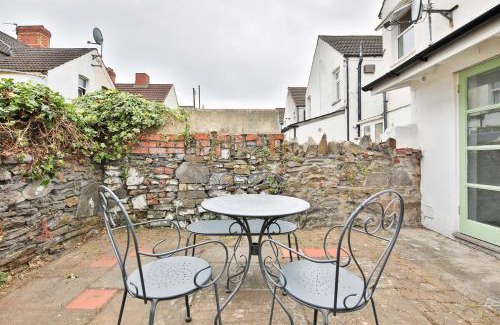 Butetown House | Stunning Cardiff Bay House