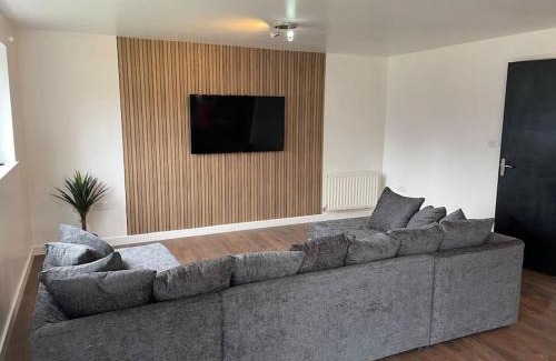Sheffield Apartment | Stunning Central Apartment With Free Parking