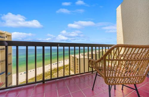 Sunnyside Apartment | Stunning condo in Pinnacle Port, Panama City Beach