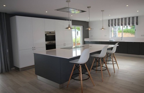 Vale Formoso Villa | Stunning contemporary detached villa in Almancil