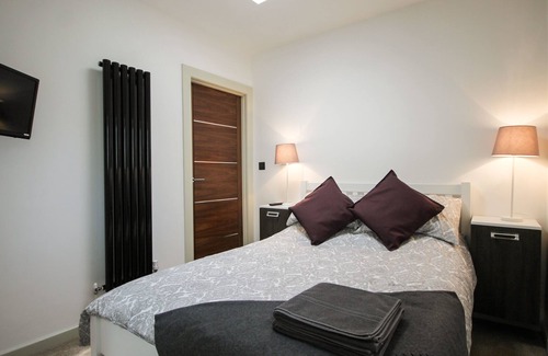 Beeley House | Stunning Cottage with Amazing Peak District Views