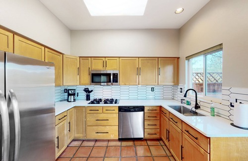 Sabino Shadows House | Stunning Desert Views, Minutes to World-Class Golf & Outdoor Adventures!