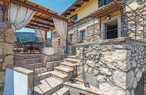 Obrs House | Stunning home in Moscenicka Draga