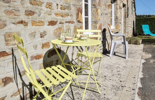 Lonlay-l'Abbaye House | Stunning home in Lonlay l'Abbaye