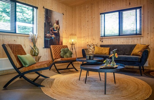 Bruchterveld House | Stunning home in Bruchterveld with WiFi