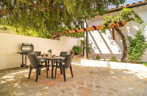 Grazalema House | Stunning home in Grazalema with WiFi