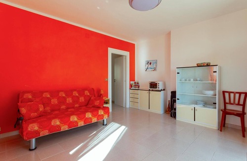 Mattinata House | Stunning home in Mattinata with kitchen
