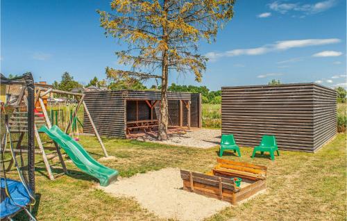 Mielno House | Stunning Home In Mielno With Wifi